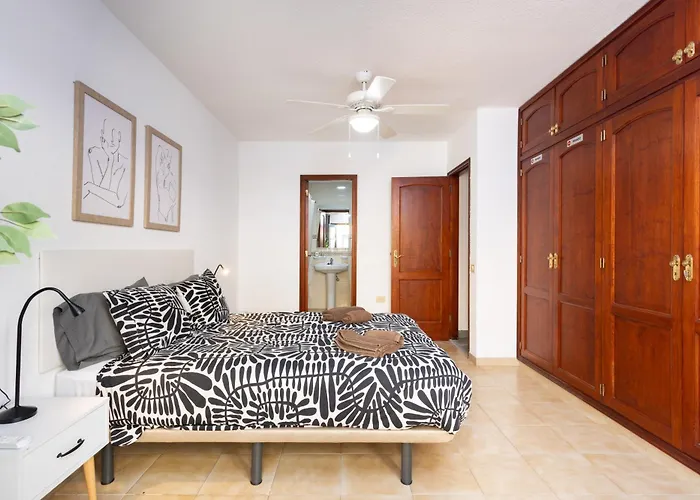 Home2book Stylish Apt, Near Cristianos * Arona (Tenerife)
